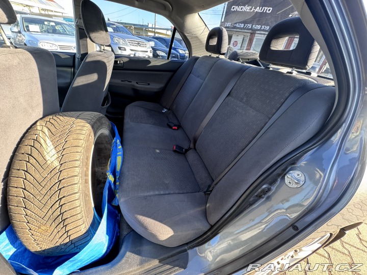 Mitsubishi Lancer 1,6i 72 KW STK 2X KOLA 2005