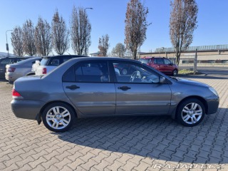 Mitsubishi Lancer 1,6i 72 KW STK 2X KOLA 2005