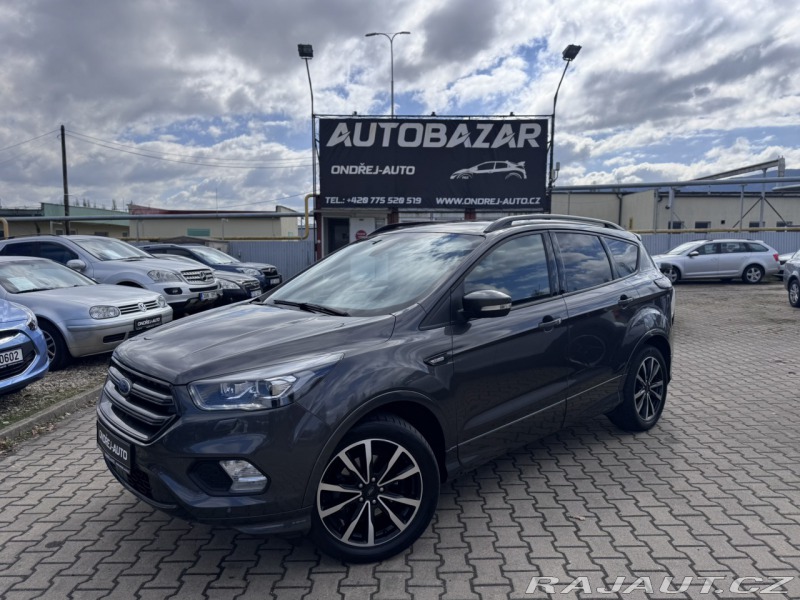Ford Kuga 1,5i 110 KW ST LINE KOLA