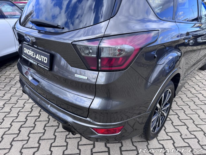 Ford Kuga 1,5i 110 KW ST LINE KOLA 2018