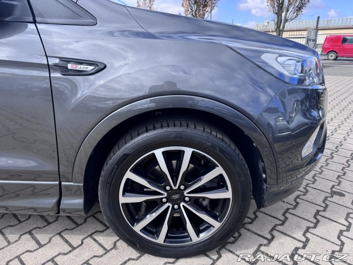 Ford Kuga 1,5i 110 KW ST LINE KOLA 2018