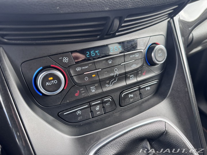 Ford Kuga 1,5i 110 KW ST LINE KOLA 2018