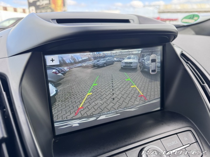 Ford Kuga 1,5i 110 KW ST LINE KOLA 2018