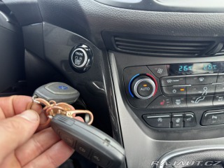 Ford Kuga 1,5i 110 KW ST LINE KOLA 2018