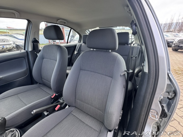 Škoda Octavia 1,4 16V 55 KW STK 1 MAJ 2009