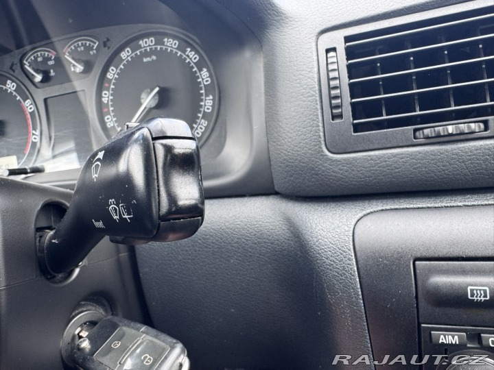 Škoda Octavia 1,4 16V 55 KW STK 1 MAJ 2009