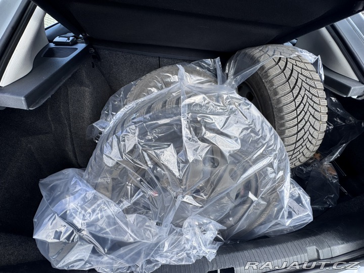 Škoda Octavia 1,4 16V 55 KW STK 1 MAJ 2009