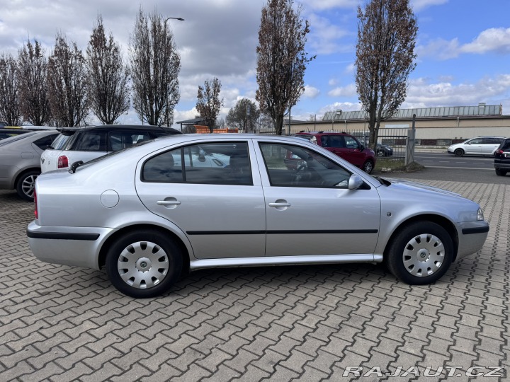 Škoda Octavia 1,4 16V 55 KW STK 1 MAJ 2009
