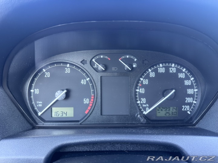 Škoda Fabia 1,9 TDI 74 KW 1. MAJ KAR. 2004