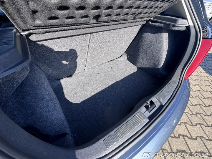 Škoda Fabia 1,9 TDI 74 KW 1. MAJ KAR. 2004