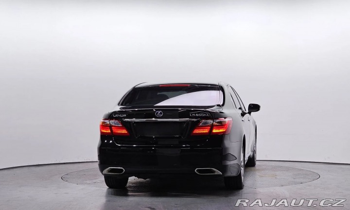 Lexus LS 600h L Ottoman 2012