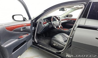 Lexus LS 600h L Ottoman 2012