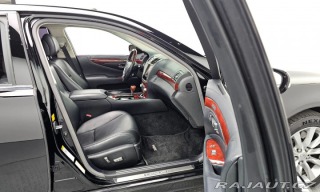 Lexus LS 600h L Ottoman 2012