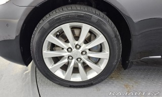 Lexus LS 600h L Ottoman 2012