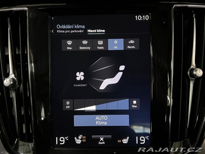 Volvo V60 D3 MOMENTUM PRO, LED, KEY 2020