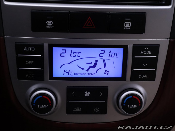 Hyundai Santa Fe 2,2 CRDI 114kW 4WD Kůže 2010