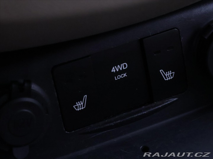 Hyundai Santa Fe 2,2 CRDI 114kW 4WD Kůže 2010