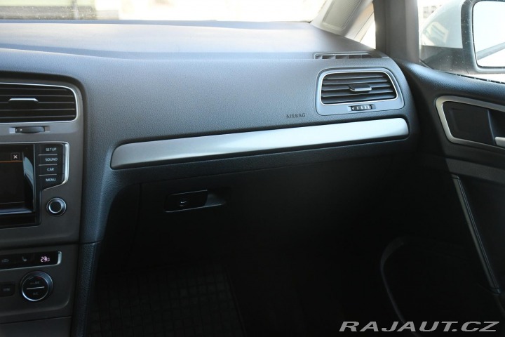 Volkswagen Golf 1.6TDi AUT. AC P.SENZORY 2014