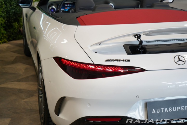 Mercedes-Benz SL 55*AMG*4M+*HUD*MASÁŽ*TRAC 2022