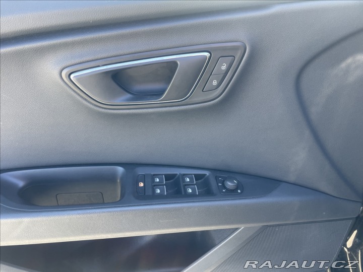 Seat Leon 2,0 TDi FR 135kw DSG, po 2016