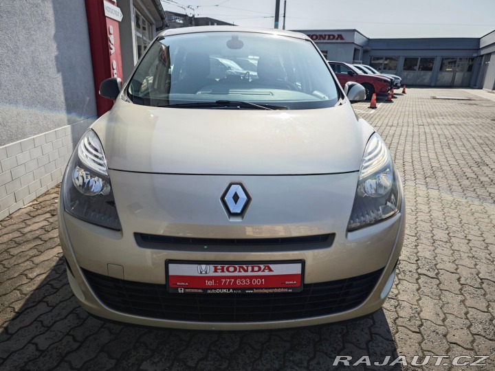 Renault Scénic 1.6 16V Expression nové Č 2009