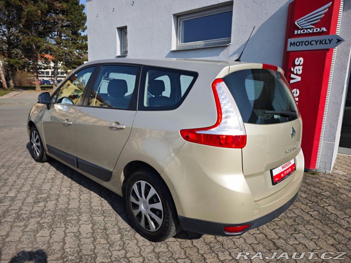 Renault Scénic 1.6 16V Expression nové Č 2009
