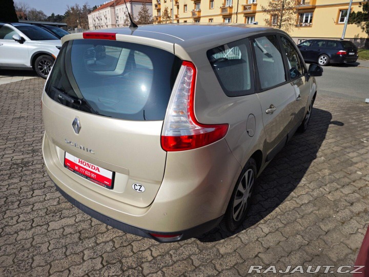 Renault Scénic 1.6 16V Expression nové Č 2009