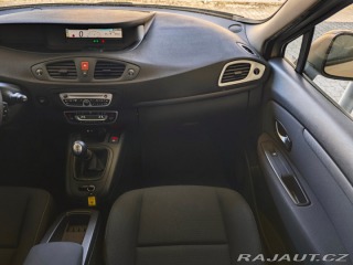 Renault Scénic 1.6 16V Expression nové Č 2009