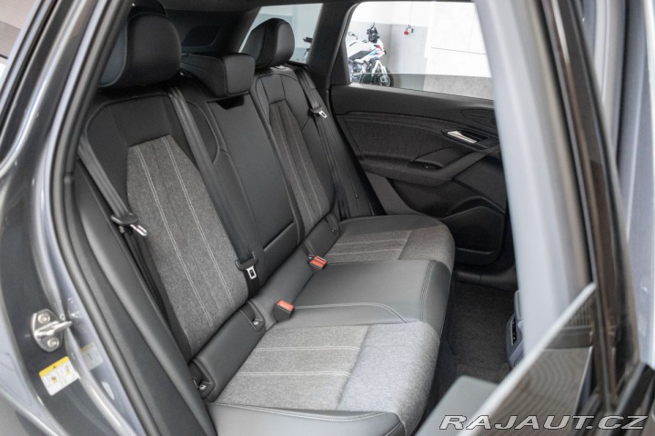 Audi Ostatní modely Q6 e-tron 100 kWh S-LINE*4xVÝHŘEV*D 2025