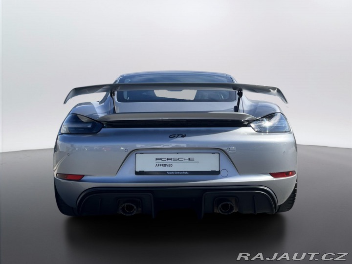 Porsche Cayman GT4 2021