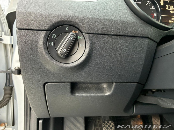 Škoda Octavia 2.0TDi, 110KW, VYHŘ.SED. 2014