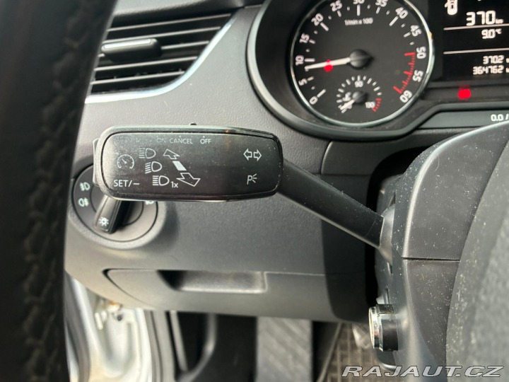 Škoda Octavia 2.0TDi, 110KW, VYHŘ.SED. 2014