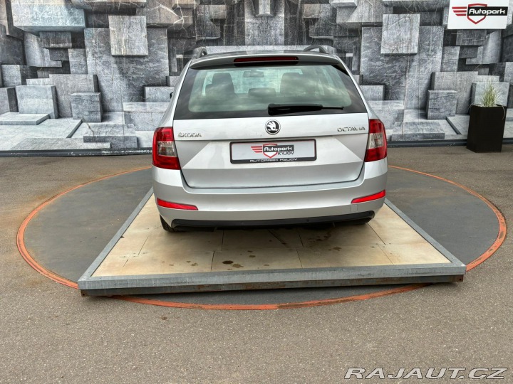 Škoda Octavia 2.0TDi, 110KW, VYHŘ.SED. 2014