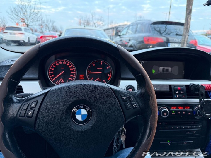 BMW 3 1,8   Prodám auto 2012