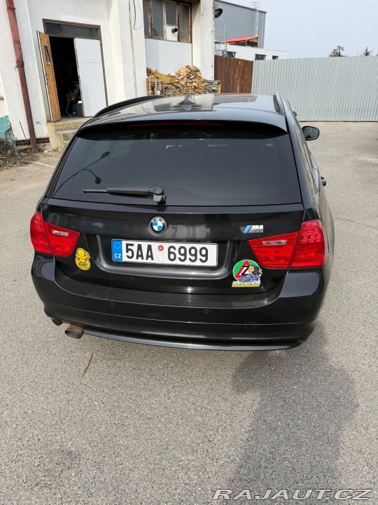 BMW 3 1,8   Prodám auto 2012