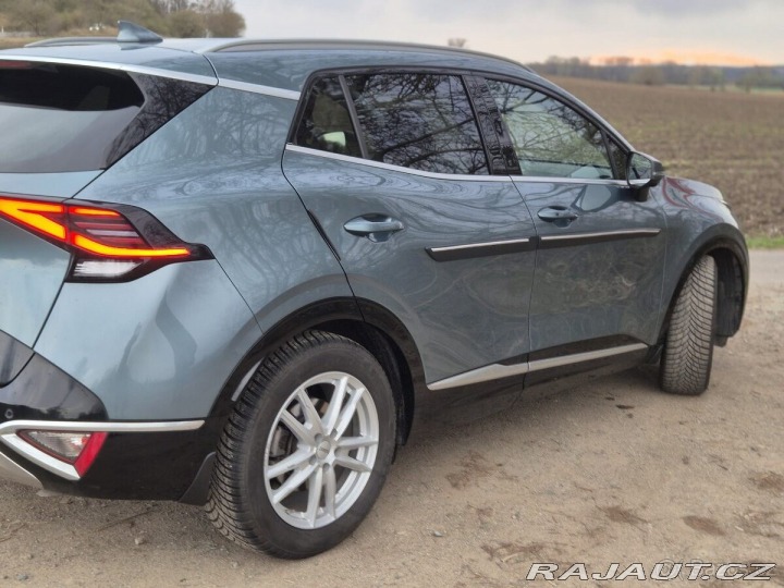 Kia Sportage 4x4 1,6l, aut.7st. převod 1800