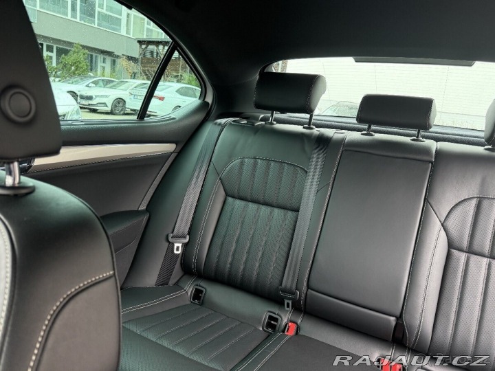 Škoda Superb 2,0 L&K, TDI 110 Kw 1800