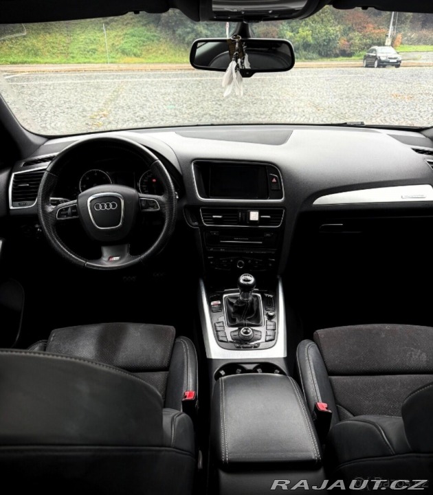 Audi Q5 2,0 Quattro S-line, 201 2010