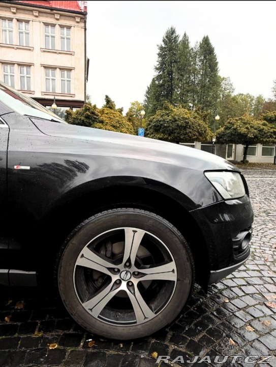 Audi Q5 2,0   Quattro S-line, 201 2010
