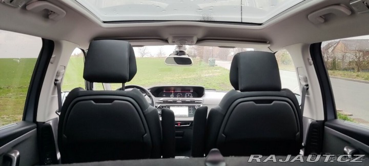 Citroën C4 SpaceTourer Grand HDi, Shine, automat 2022