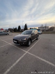 Mitsubishi Outlander 1800