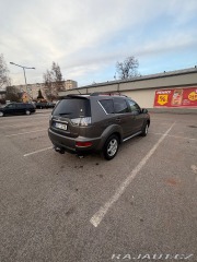 Mitsubishi Outlander 1800