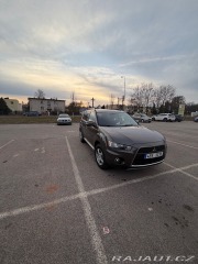 Mitsubishi Outlander 1800