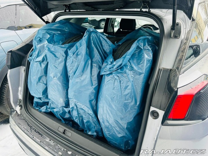 Peugeot 3008 1,5   BLUEHDI 130k MAN6 - 2020