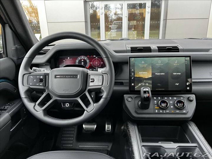 Land Rover Defender 4,4 110 OCTA P635 V8 AWD 2026