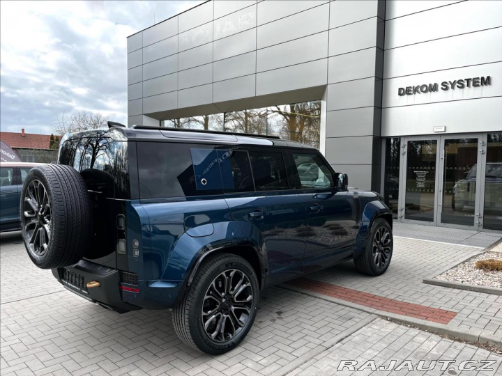 Land Rover Defender 4,4 110 OCTA P635 V8 AWD 1800