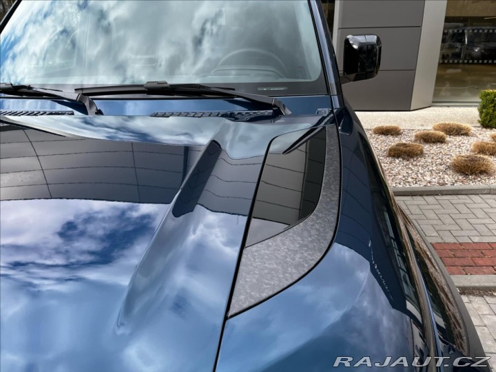 Land Rover Defender 4,4 110 OCTA P635 V8 AWD 1800