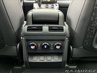 Land Rover Defender 4,4 110 OCTA P635 V8 AWD 1800