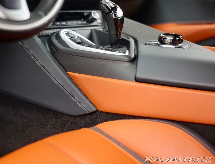 BMW i8 xdrive | Lasersvetlá - H 2018