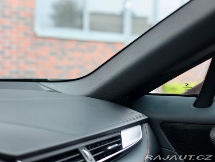 BMW i8 xdrive | Lasersvetlá - H 2018